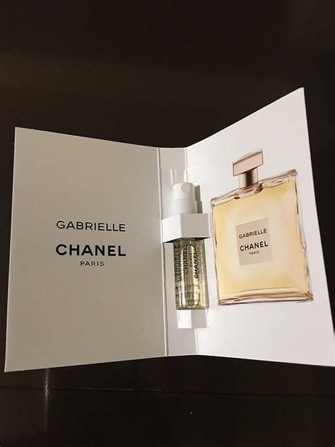 chanel 香水 日本